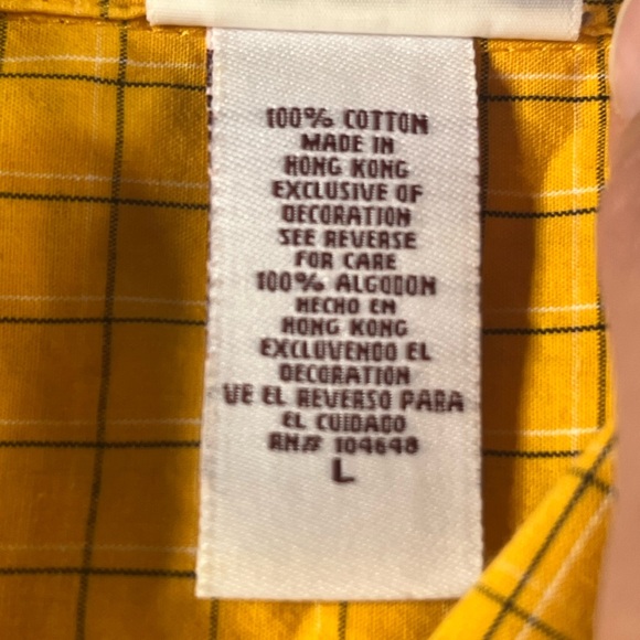 Red Oak Sportswear Wichita State Shockers Vintage Long Sleeve Button Up - Picture 7 of 8